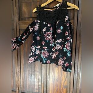 Rewind Black‎ and Pink Floral Blouse